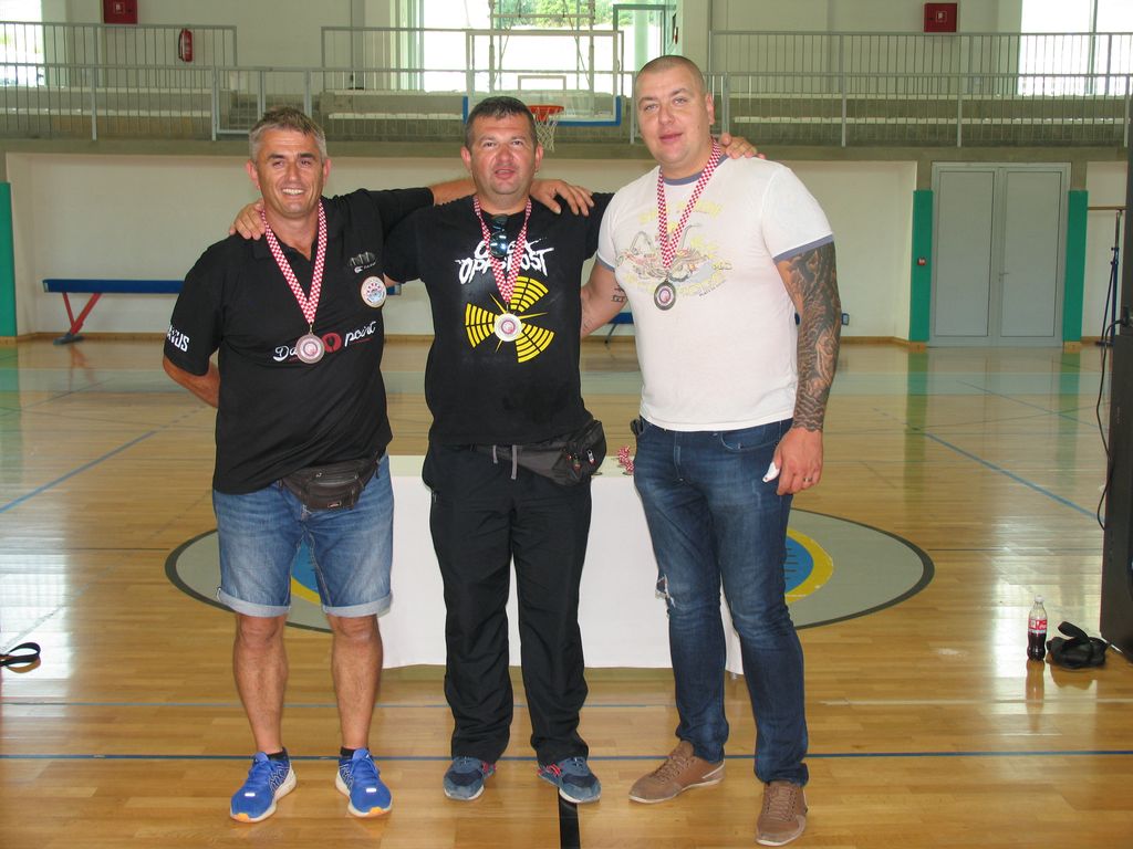 1. HPS MASTERS SOLIN 28. 9. 2019. POBJEDNICI CRICKET