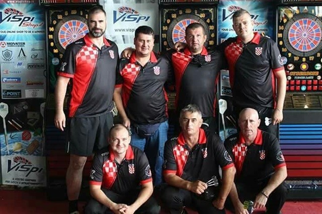 Perica Konfortaizbornik Dean Biškupić Vladimir Lešić Mišo Stanković Alan Ljubić Dragutin Pečnjak Ivica Cavrić
